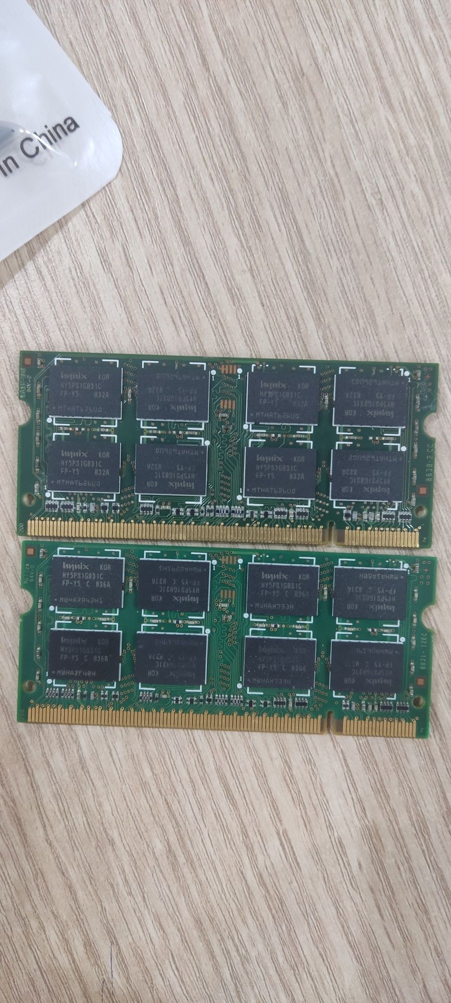 Оперативная память Ddr2 Hynix 2 планки по 2 гб