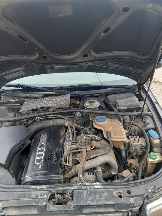 На части Audi A4 B5 1.8 125hp 
За повече информация на лично или