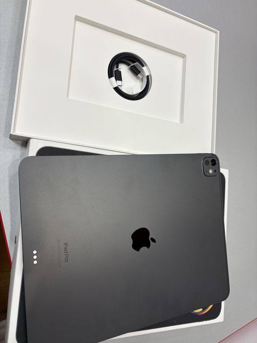 Ipad Pro 13”, M4, 256 gb, WiFi, Space Black, la cutie
