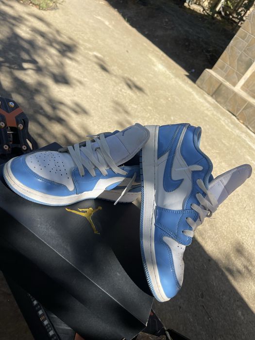 Jordan 1 lou SE marimea 40 ( pretul este negocialbil)