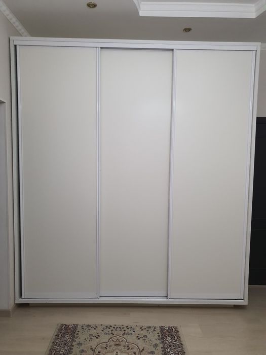 Шкаф  в спальню.