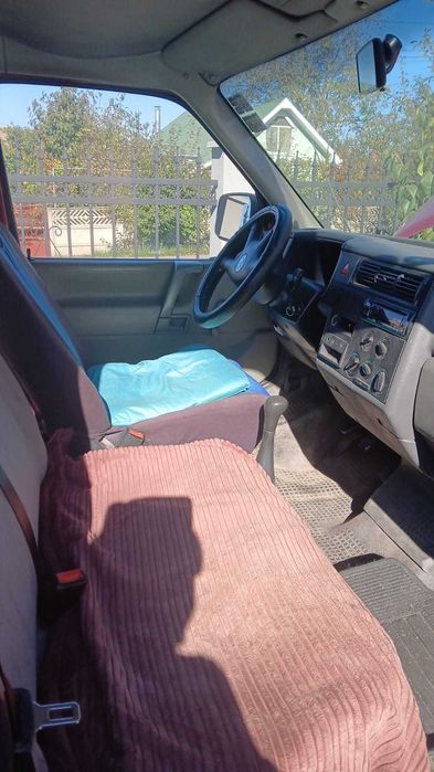 VW Transporter T4 2.5 TDI 90 CP AJT an 2000