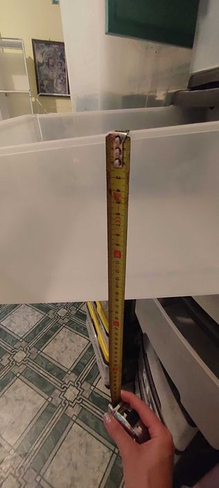 Шкаф с чекмеджета