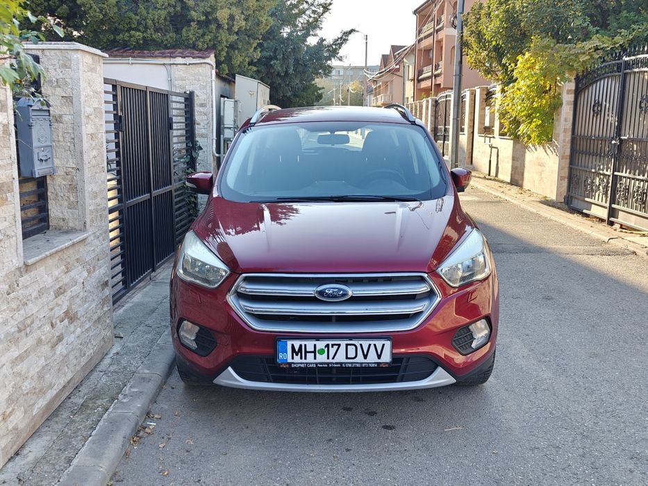 Vând Ford Kuga 15tdci