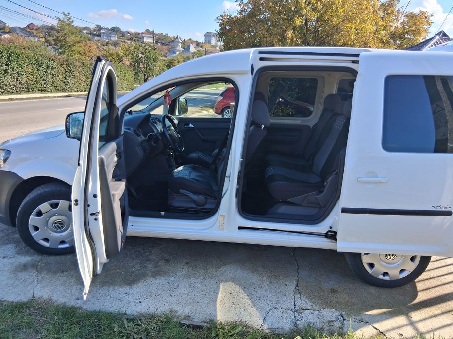 Vw cady 5 locuri 1.6 diesel 2012