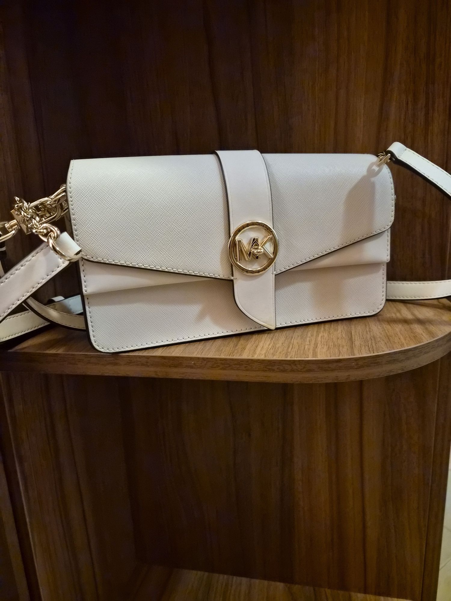 Чанти Michael kors