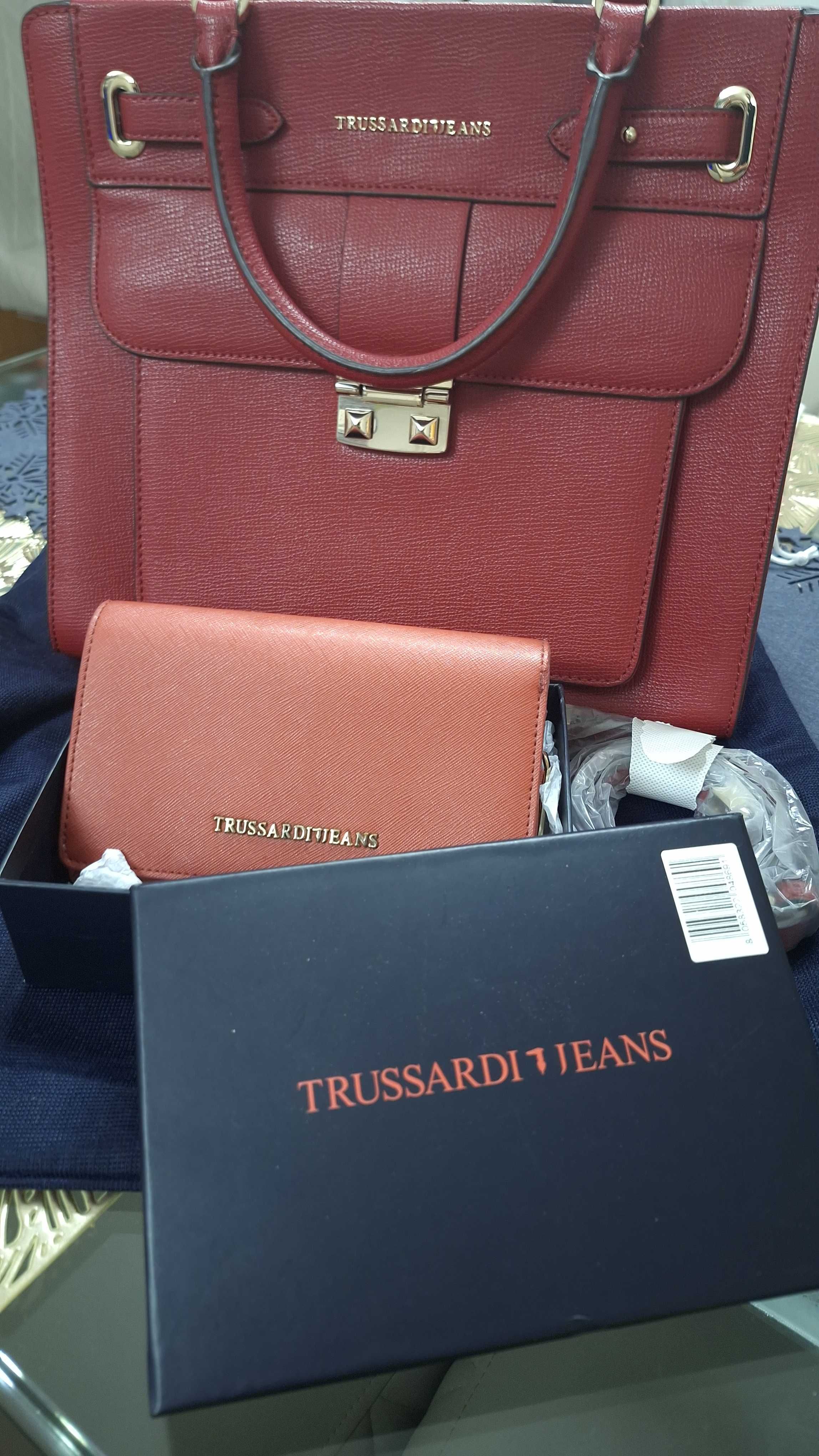 Оригинална дамска чанта Trussardi