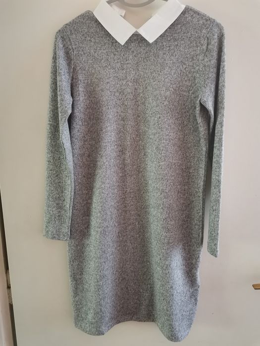 Рокля с дълъг ръкав