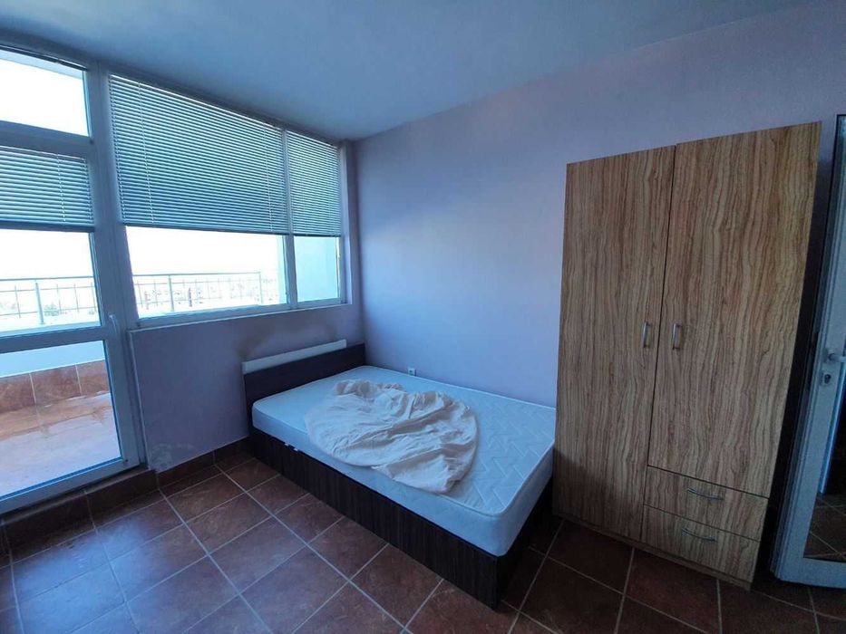 Дава се под наем Едностаен апартамент в София, Студентски град - 35 кв.м за 80000 € - Снимка #1