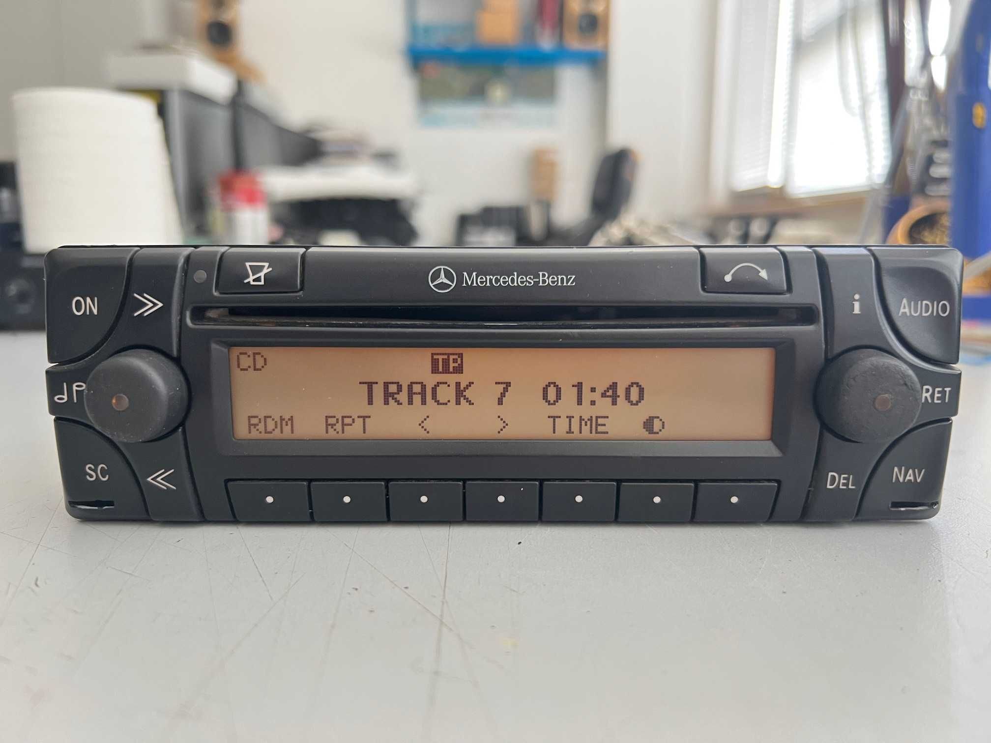Радио CD NAVI Mercedes-Benz audio 10 / Mercedes-Benz audio 30 APS