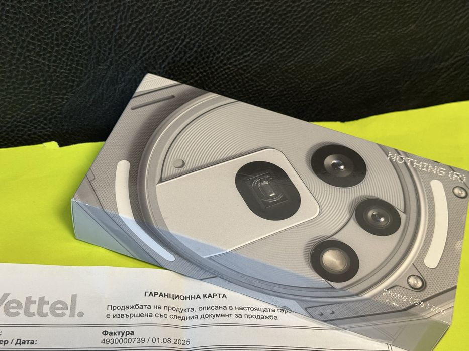 КАТО НОВ 256GB Nothing Phone 3a Pro Гаранция Yettel до 2028 г. Gray