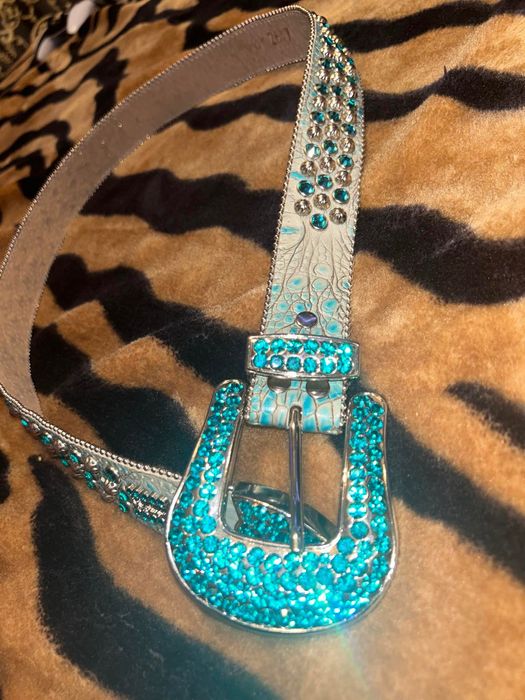 Vând Curea B.B Simon Belt White Originala 700 pretu in euro