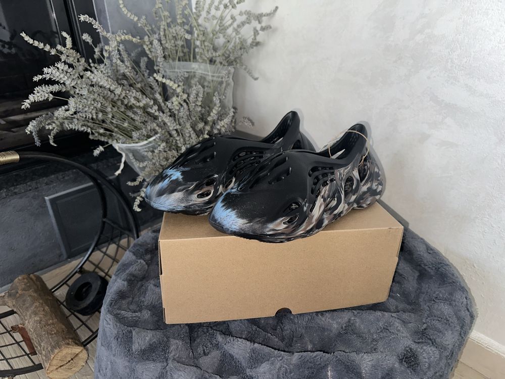 Adidas Yeezy Foam Runner MX Cinder