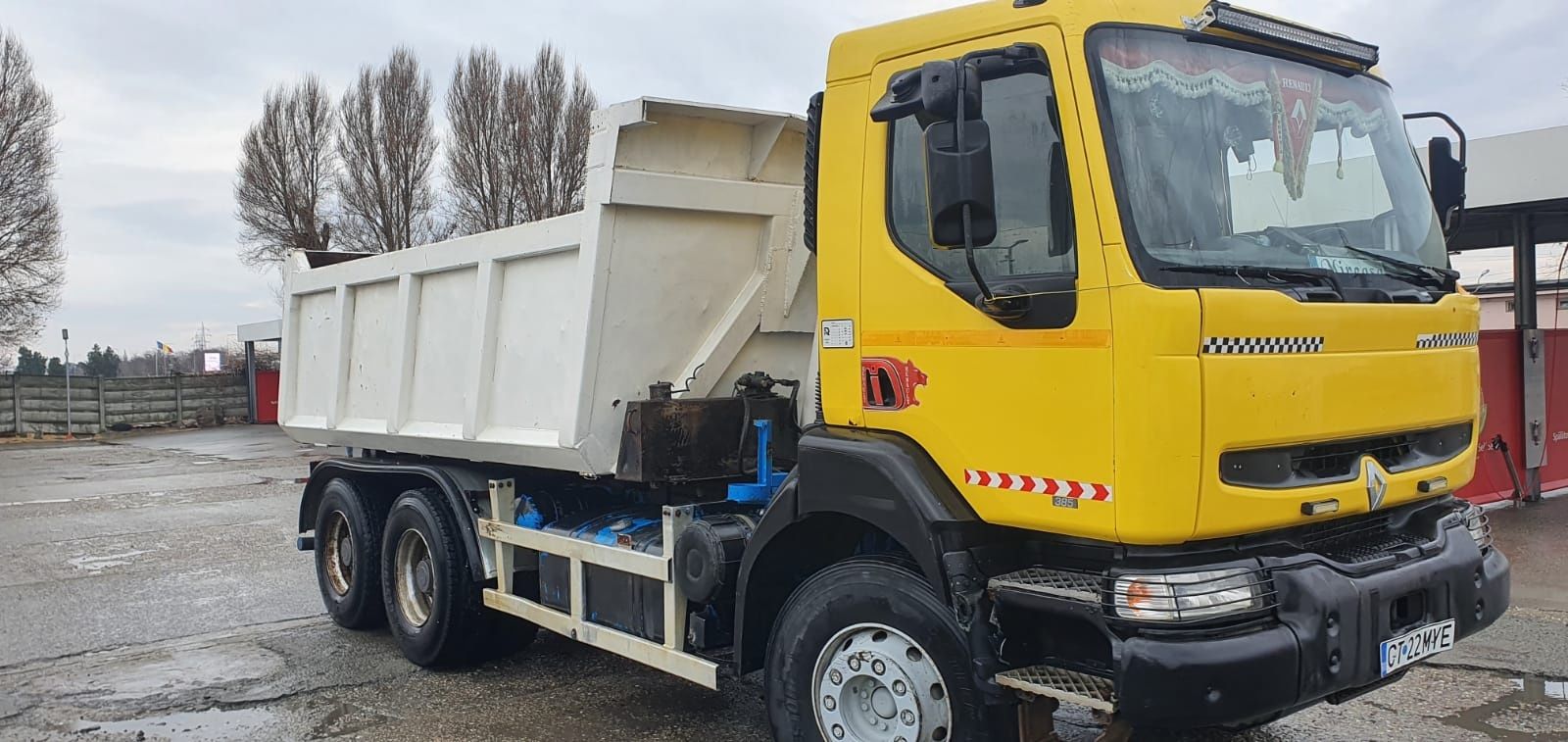 Buldoexcavator jcb 3cx renault