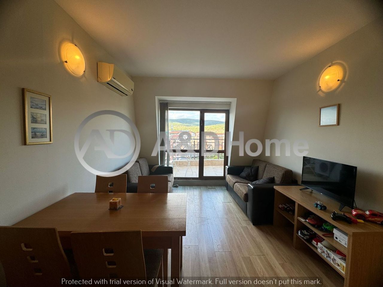 Продава се Двустаен апартамент в к.к. Слънчев бряг - 60 кв.м за 875 €/кв.м - Снимка #3