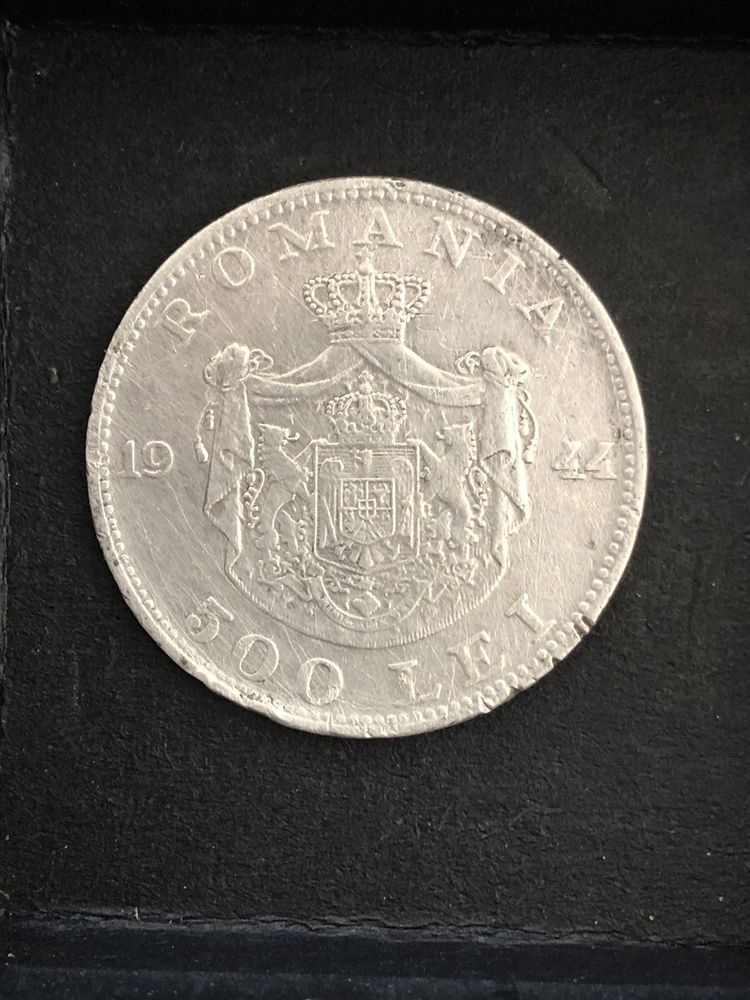 Vând moneda 500 lei an 1944
