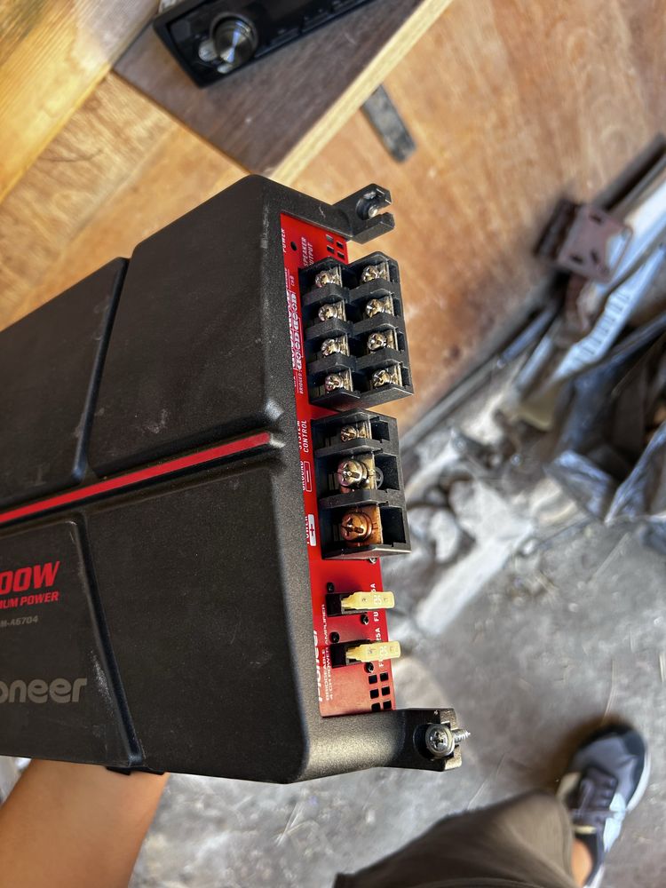Усилвател Pioneer