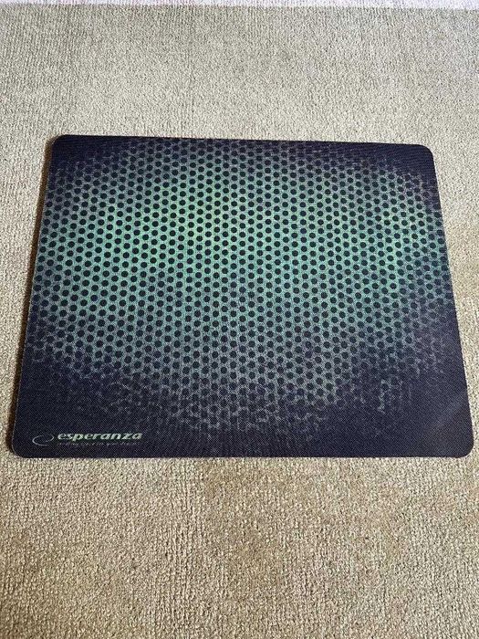 Mouse pad gaming, suprafata granulata anti-alunecare, 44x35 cm
