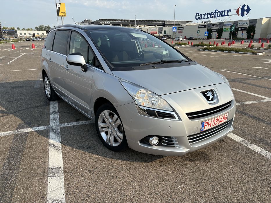 Pugeot 5008 153100 km !! Euro 5 1.6 benzina