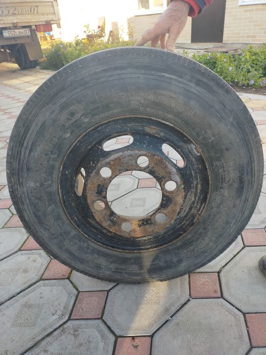 Покрышка с диском