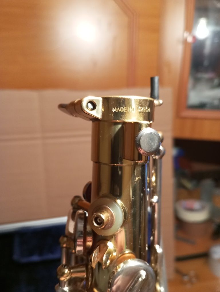 Saxofon alto ,,Amati super BH 400" made in Cehia
