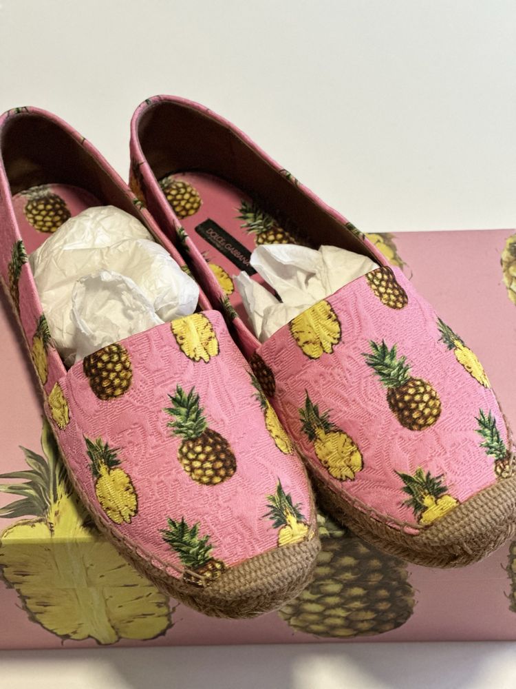 Dolce and Gabbana espadrilles последно намаление 300лв
