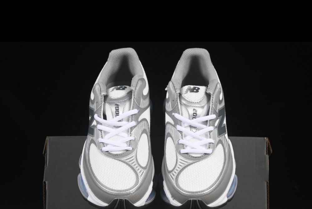 New balance, model U 2000! Pe comanda