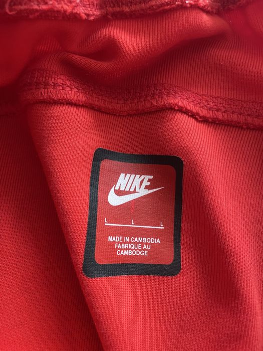 Pantaloni Nike Tech red