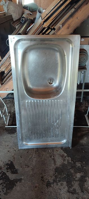 Chiuveta inox cu suport