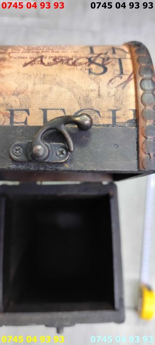 cutie lemn vintage inaltime 36cm x 10cm