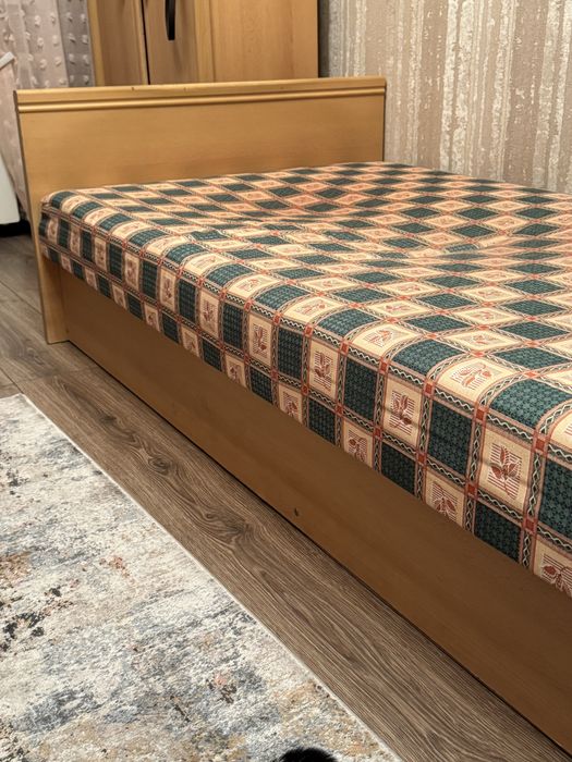 Продам кровать за символическую цену