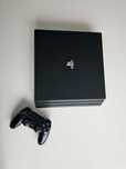 Vand PS4 Pro de 1 TB + 18 jocuri populare + 1 controller