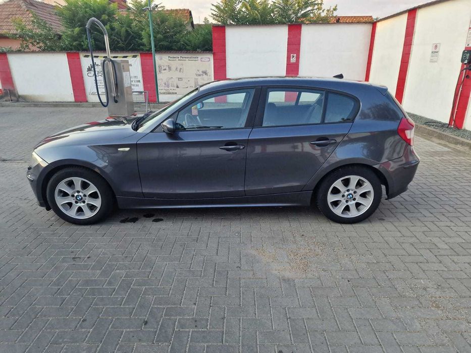 Vând BMW seria 1