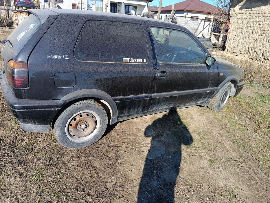Volkswagen golf 3 1.6 бензин на Части