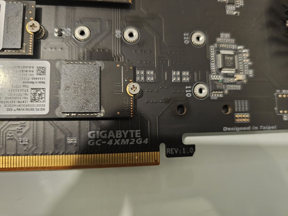 Placa Expansiune 4 x ssd m2 512gb
