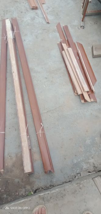 Двери б/у с коробкой и ручкой