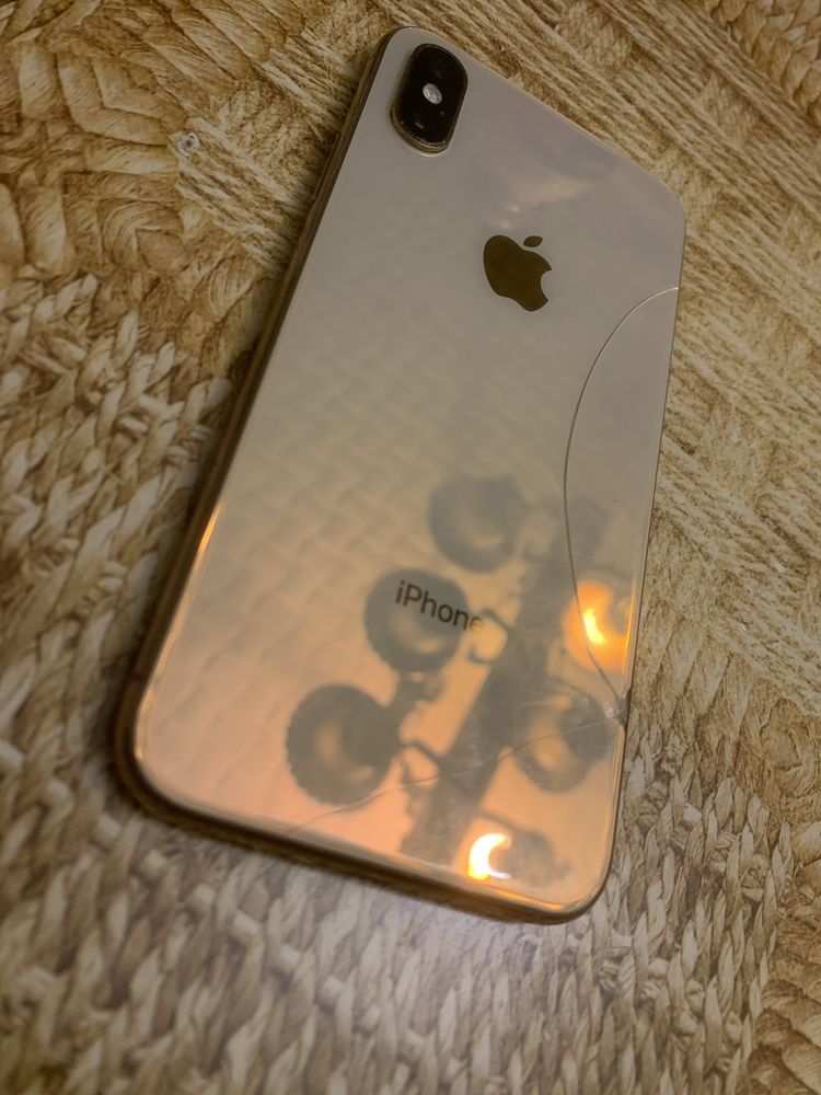 Vand/Schimb iPhone XS Gold