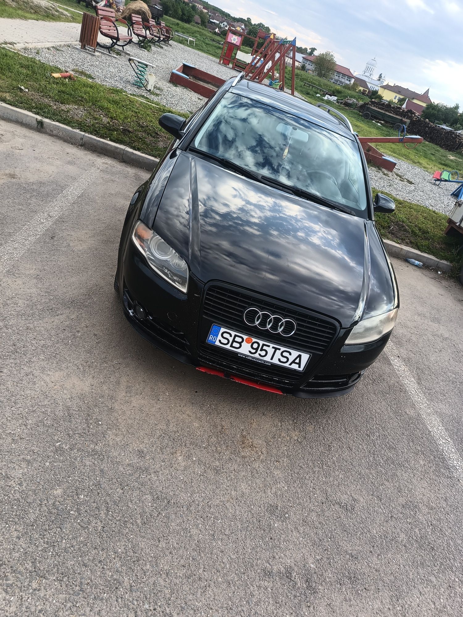 Vând Audi A4 B7 preț 3600€