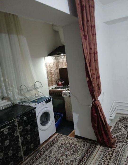 Юнусабад 2кв Продам 1 комн Галерейка