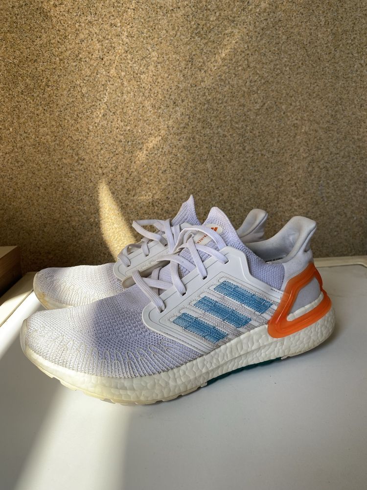 adidas Ultra Boost 20