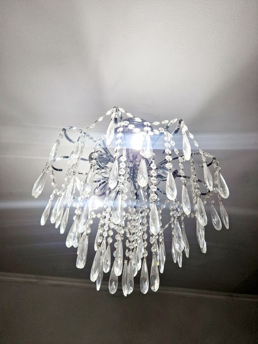 Люстра для гостиной