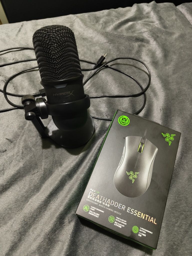 Продам микрофон hyperx solokast с мышкой razer