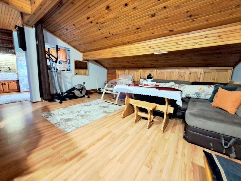 Продава се Тристаен апартамент в Варна, м-т Евксиноград - 101 кв.м за 1486 €/кв.м - Снимка #1