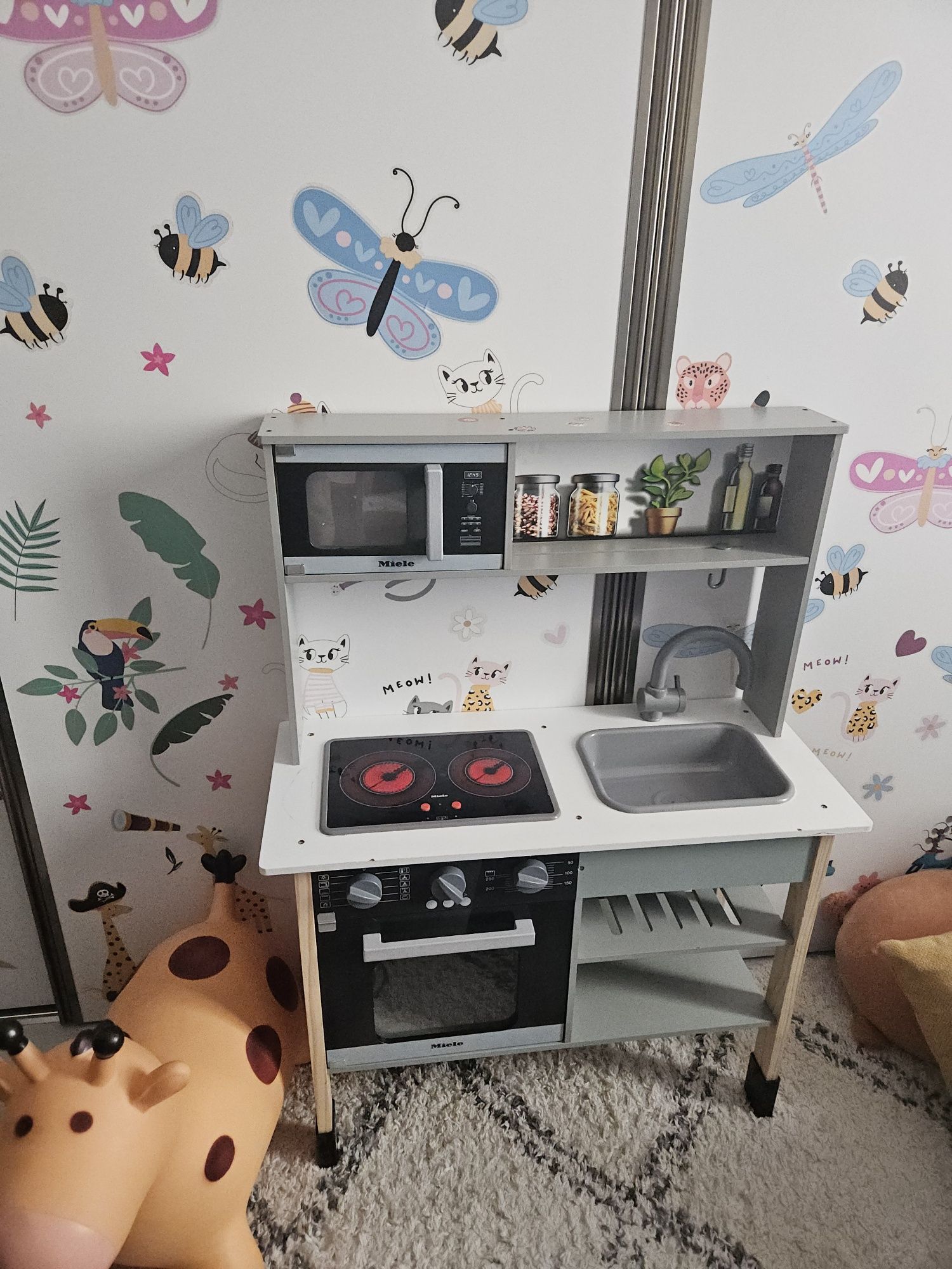 Детска кухня miele ползвана