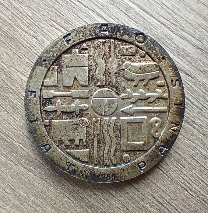 Уругвайска сребърна паметна монета от 1000 песо, 1969