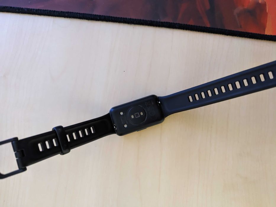 Bratara inteligenta Huawei Band 7