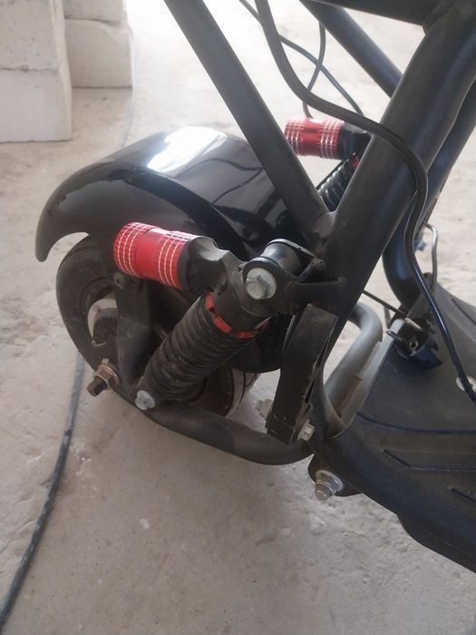 De vanzare scuter electric