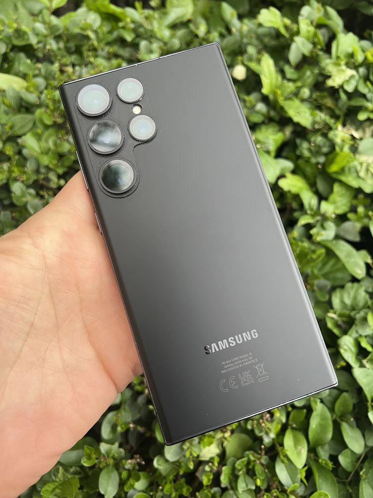 Telefon Samsung Galaxy S23 Ultra 5G 256Gb ca nou