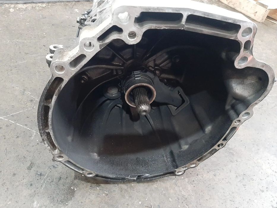 cutie viteze manuala 2.2d  lexus is 2 e2 220d  2ad-fhv  2ad-ftv