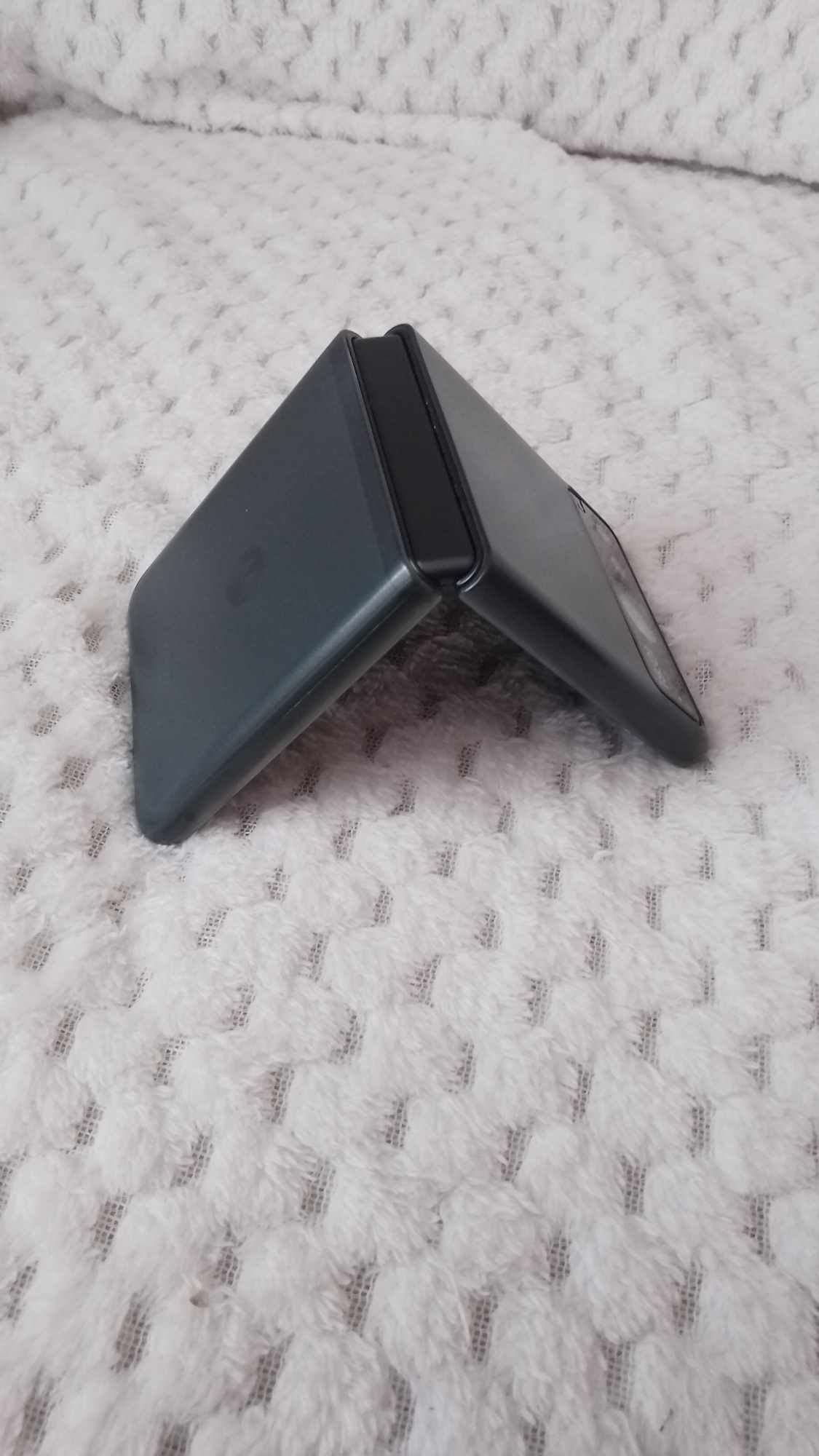 Motorola Razr 40